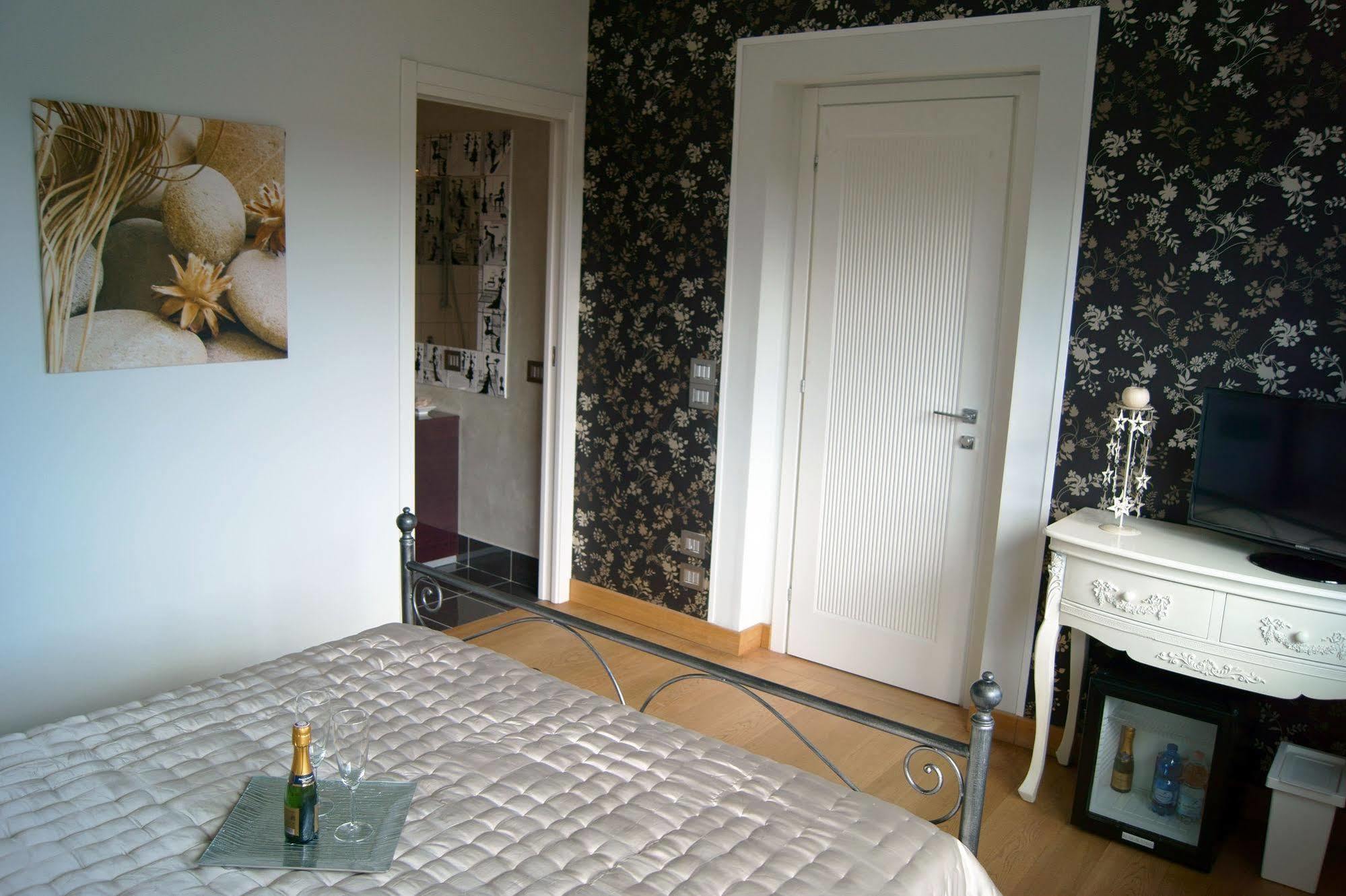 Baia Di Ognina Bed & Breakfast Katanya Dış mekan fotoğraf
