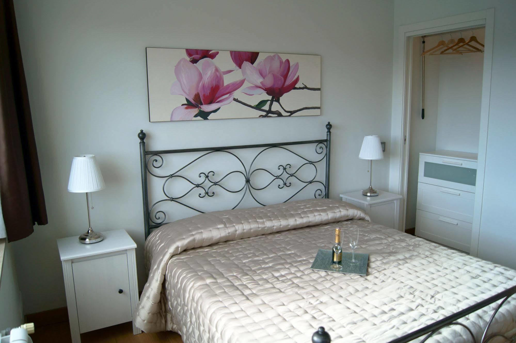 Baia Di Ognina Bed & Breakfast Katanya Dış mekan fotoğraf